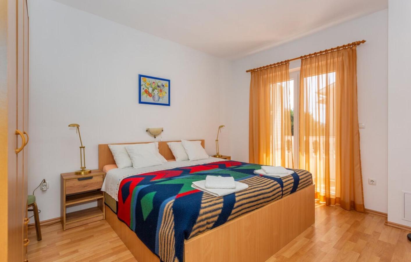 Guest House Lucija Banjol Ngoại thất bức ảnh