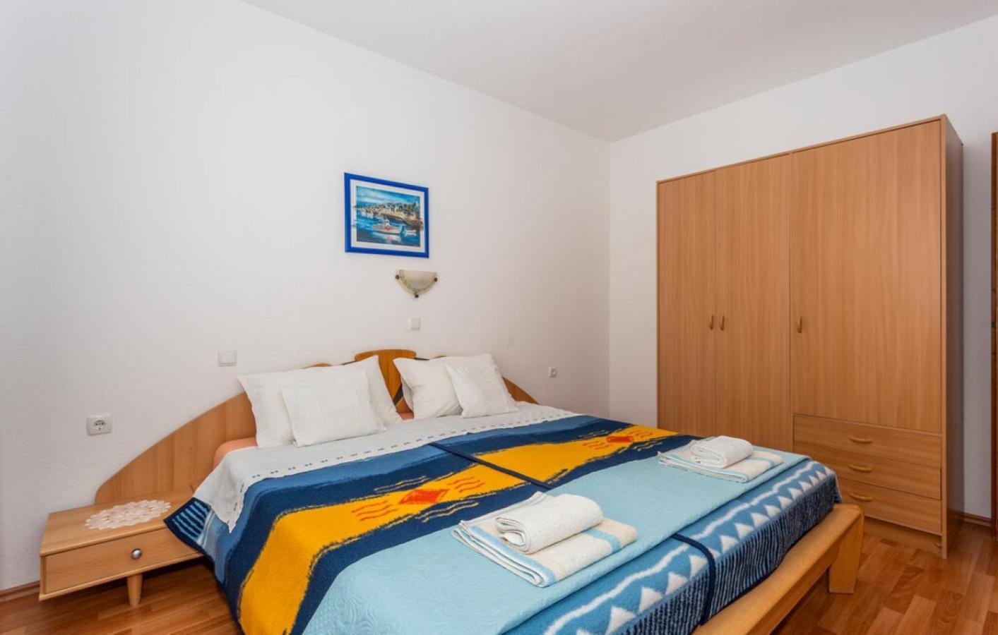 Guest House Lucija Banjol Phòng bức ảnh
